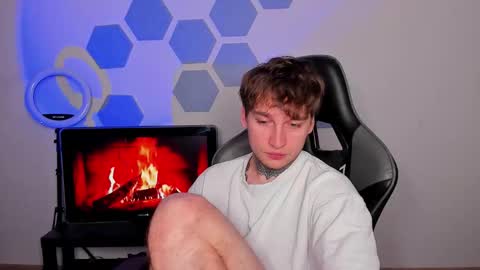 Chris Tyson online show from 10-25-25, 11:10