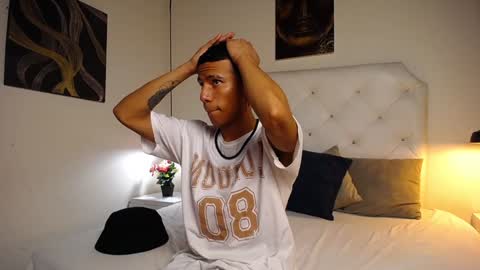 Snapshot of chris_weell chatting on 01-07-25, 07:59 Chris Weell online show from 01-07-25, 07:59