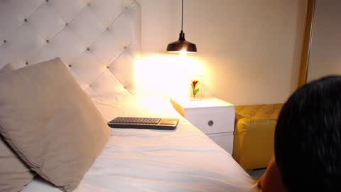 Snapshot of chris_weell chatting on 01-14-25, 11:58 Chris Weell online show from 01-14-25, 11:58