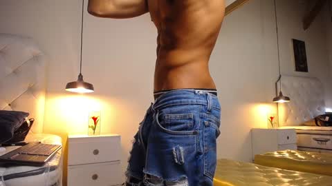 Snapshot of chris_weell chatting on 01-18-25, 08:51 Chris Weell online show from 01-18-25, 08:51