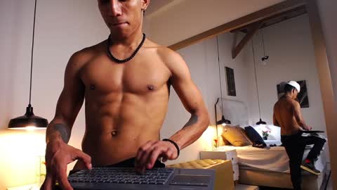 Snapshot of chris_weell chatting on 01-21-25, 08:43 Chris Weell online show from 01-21-25, 08:43