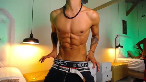 Snapshot of chris_weell chatting on 02-14-25, 12:41 Chris Weell online show from 02-14-25, 12:41