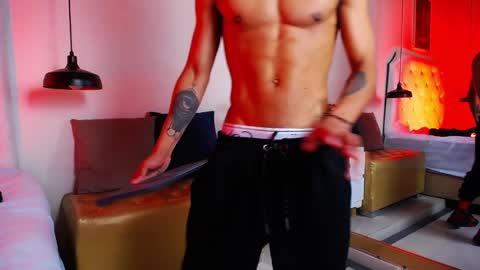 Snapshot of chris_weell chatting on 02-19-25, 02:44 Chris Weell online show from 02-19-25, 02:44