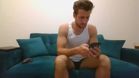 chrisaron online show from 03-10-25, 04:17