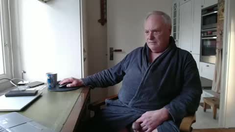 Chris Bertilsson online show from 01-19-25, 09:44