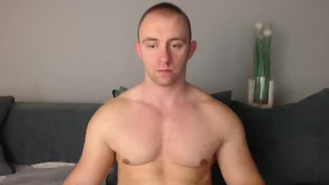 Snapshot of chrisbigbiceps chatting on 01-24-25, 06:35 chrisbigbiceps online show from 01-24-25, 06:35