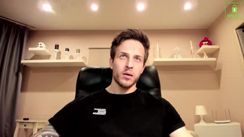 Chris online show from 12-18-24, 04:31