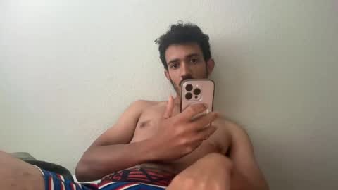 Snapshot of chrislover2125 chatting on 06-05-26, 01:06 chrislover2125 online show from 06-05-26, 01:06