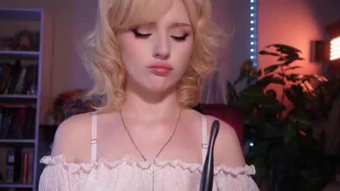 chriss_foxx online show from 06-24-26, 03:44