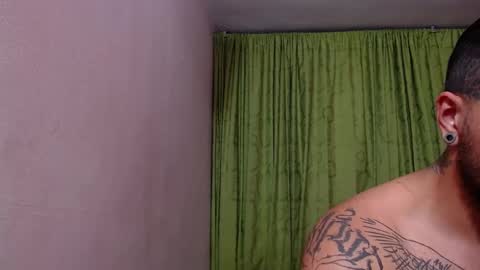 chriss_james online show from 02-06-25, 03:27