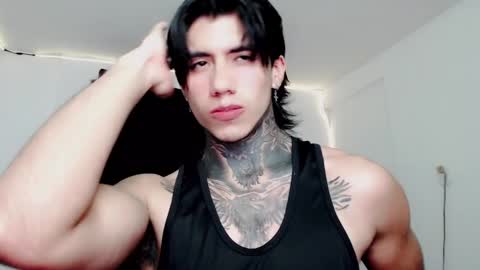 Snapshot of chriss_opp chatting on 02-22-25, 06:19 CHRIS INDEPENT MODEL online show from 02-22-25, 06:19