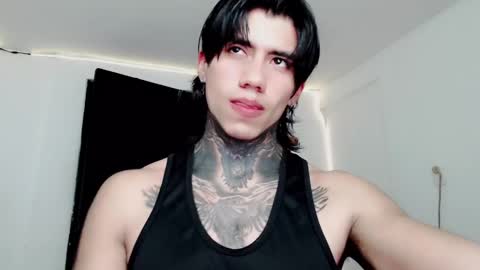 Snapshot of chriss_opp chatting on 02-23-25, 12:16 CHRIS INDEPENT MODEL online show from 02-23-25, 12:16