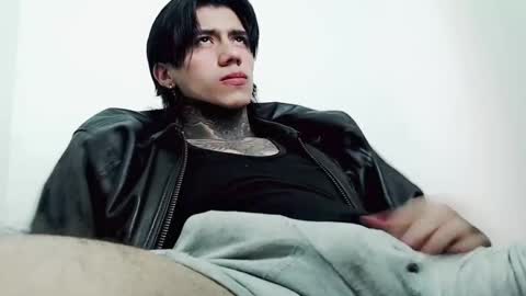 Snapshot of chriss_opp chatting on 03-10-25, 11:27 CHRIS INDEPENT MODEL online show from 03-10-25, 11:27