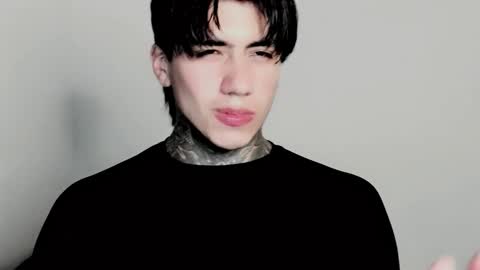 Snapshot of chriss_opp chatting on 10-30-25, 11:49 CHRIS INDEPENT MODEL online show from 10-30-25, 11:49