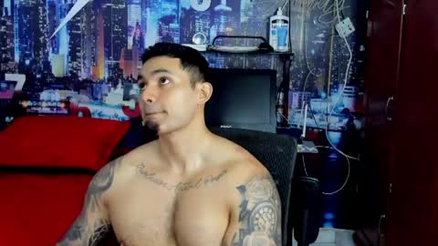 Chriss Stewart online show from 05-05-26, 02:08