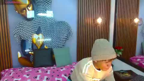 chrisshottx online show from 06-14-26, 07:49