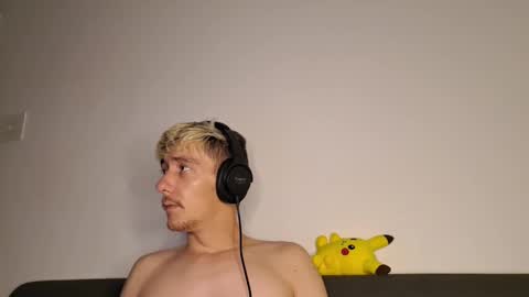 Christopher online show from 11-24-25, 11:37