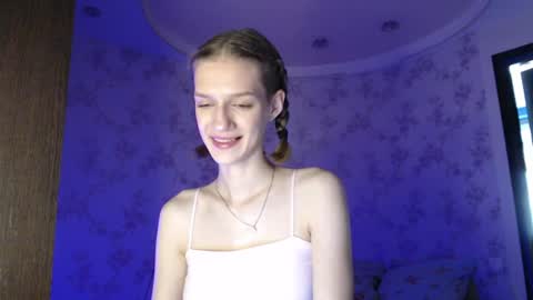 Snapshot of chrissy_joyful chatting on 07-04-26, 04:07 chrissy_joyful online show from 07-04-26, 04:07
