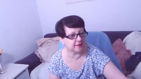 Christa online show from 10-12-25, 12:42