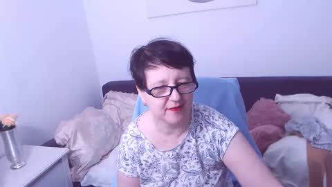 Christa online show from 10-27-25, 02:26