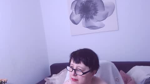 Christa online show from 05-22-26, 06:13