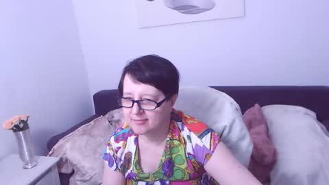 Christa online show from 05-31-26, 03:19