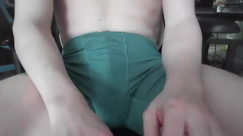 Snapshot of christianandinnocent chatting on 03-08-25, 09:08 Christian And Innocent Guy online show from 03-08-25, 09:08