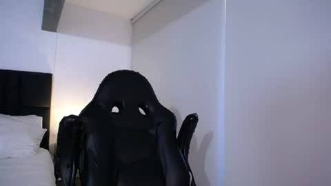 Snapshot of christianvalenzia chatting on 06-20-26, 01:47 Christian online show from 06-20-26, 01:47