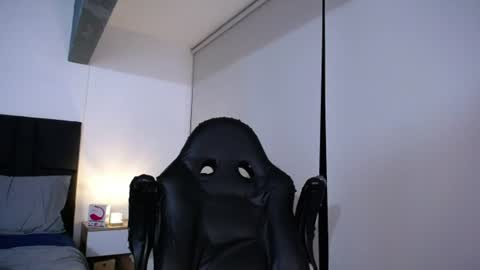 Snapshot of christianvalenzia chatting on 06-26-26, 02:16 Christian online show from 06-26-26, 02:16