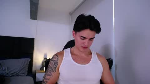 Snapshot of christianvalenzia chatting on 07-10-26, 07:27 Christian online show from 07-10-26, 07:27
