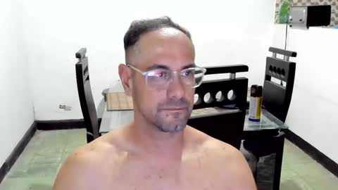 Snapshot of christianzecevic chatting on 06-15-26, 01:30 christianzecevic online show from 06-15-26, 01:30