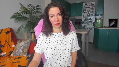 Snapshot of christina_hot chatting on 03-12-25, 07:46 Chris online show from 03-12-25, 07:46