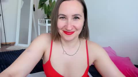 Snapshot of christina_rosse chatting on 05-18-26, 03:07 christina rosse online show from 05-18-26, 03:07
