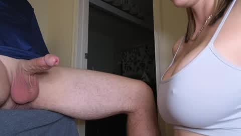Snapshot of christinabby143 chatting on 04-22-26, 02:36 christinabby143 online show from 04-22-26, 02:36