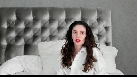 Snapshot of christinaconte chatting on 03-03-25, 05:50 christinaconte online show from 03-03-25, 05:50