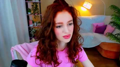 christinaconteeree online show from 10-11-25, 11:20