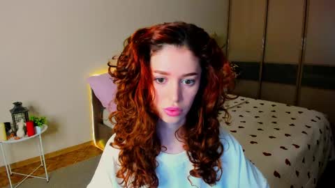 Snapshot of christinaconteeree chatting on 04-20-26, 03:31 christinaconteeree online show from 04-20-26, 03:31