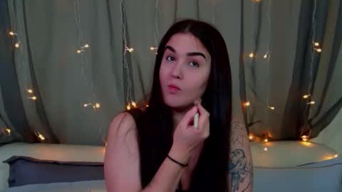 Christina online show from 11-15-25, 06:48