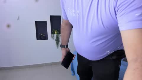 christopher_cruz_ online show from 11-21-25, 10:19