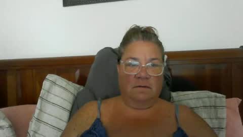 Snapshot of christopher_rain chatting on 06-24-26, 01:04 Christopher Rain online show from 06-24-26, 01:04