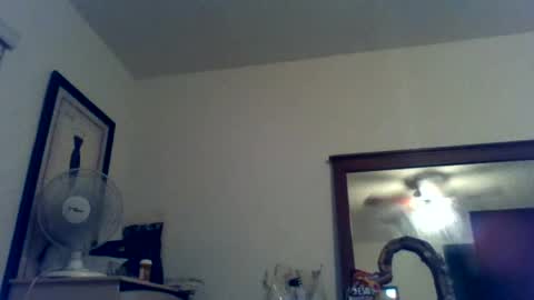 Snapshot of christopher_rain chatting on 07-05-26, 03:45 Christopher Rain online show from 07-05-26, 03:45