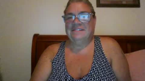 Snapshot of christopher_rain chatting on 07-12-26, 01:51 Christopher Rain online show from 07-12-26, 01:51