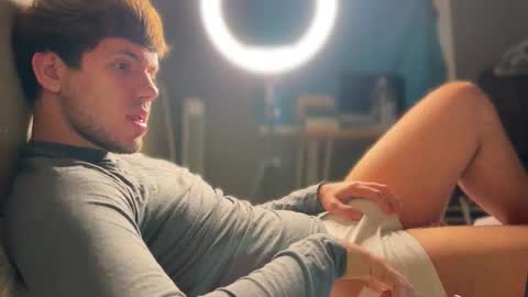 Christopher online show from 11-02-25, 07:22