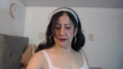 Snapshot of christy_ant chatting on 07-20-26, 05:59 Christy online show from 07-20-26, 05:59