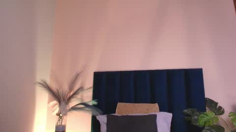 Christy online show from 04-17-26, 12:19