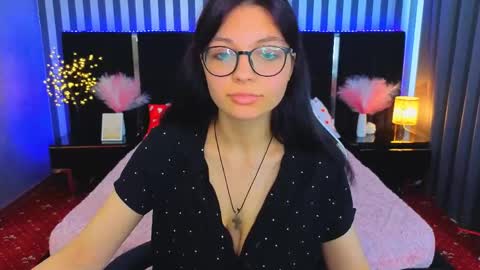 Snapshot of christymax chatting on 05-21-26, 01:40 Christina online show from 05-21-26, 01:40