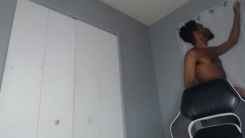 Snapshot of chrisvacherx chatting on 12-11-24, 01:49 ChrisVacherx online show from 12-11-24, 01:49