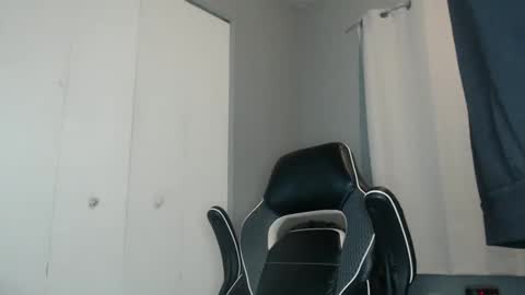 Snapshot of chrisvacherx chatting on 01-05-25, 04:25 ChrisVacherx online show from 01-05-25, 04:25