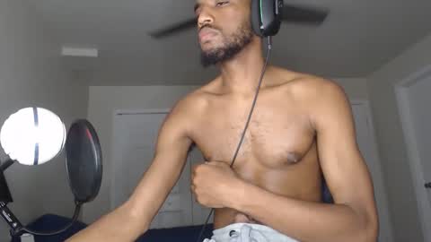 Snapshot of chrisvacherx chatting on 11-06-25, 03:18 ChrisVacherx online show from 11-06-25, 03:18