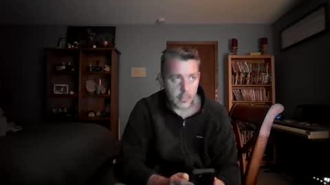 chrisw8121 online show from 11-28-25, 10:51